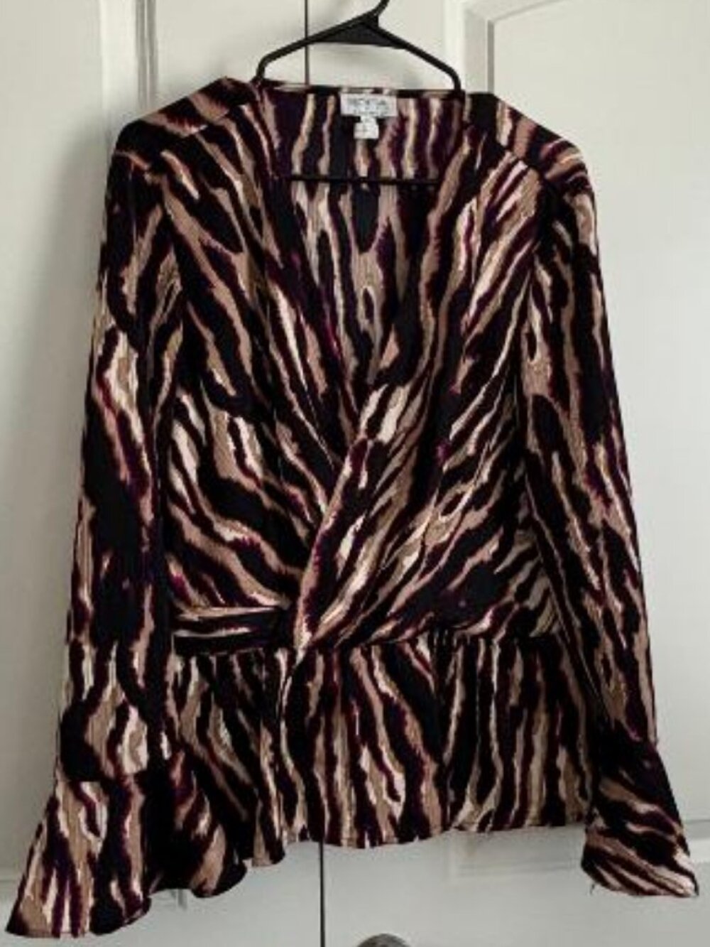 Sofia Jeans by Sofia Vergara Women's Sz XL Drape Knit Top Long Bell Sleeve